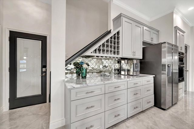 2847 Everett Drive, Friendswood, TX 77546