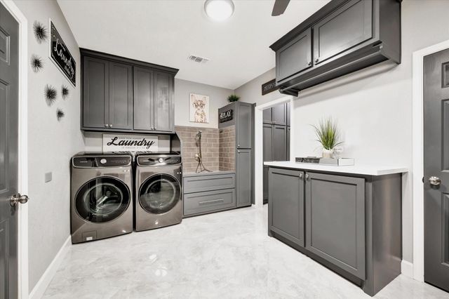 2847 Everett Drive, Friendswood, TX 77546