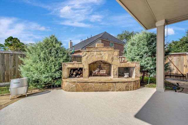 2847 Everett Drive, Friendswood, TX 77546