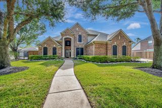 2847 Everett Drive, Friendswood, TX 77546