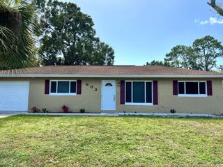 602 NW Cardinal Drive, Port St Lucie, FL 34983