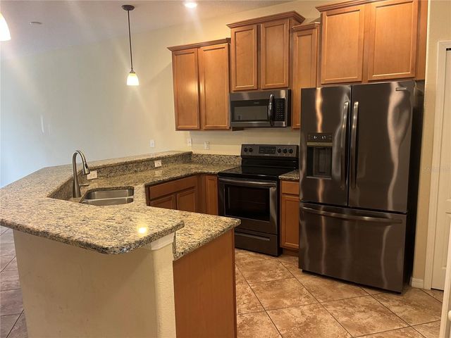 3615 SOLANA CIRCLE B, Clermont, FL 34711