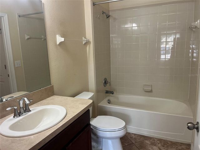 3615 SOLANA CIRCLE B, Clermont, FL 34711