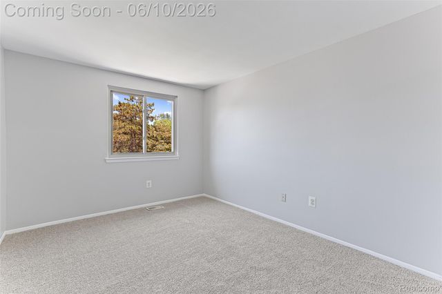 24973 Mayfair Street, Flat Rock, MI 48134