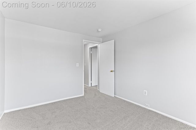 24973 Mayfair Street, Flat Rock, MI 48134