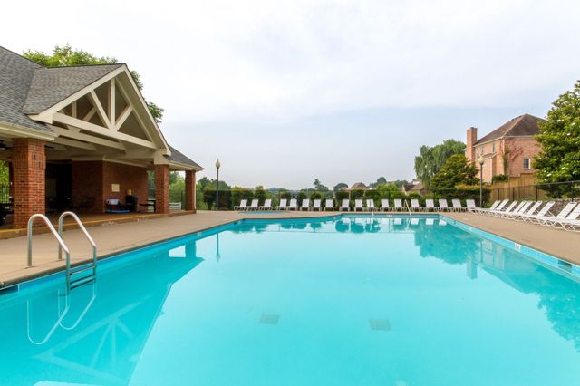 109 Ridgeview Trce, Hendersonville, TN 37075
