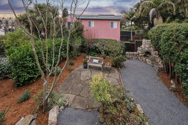 1563 1563 Thousand Oaks Blvd, Berkeley, CA 94707