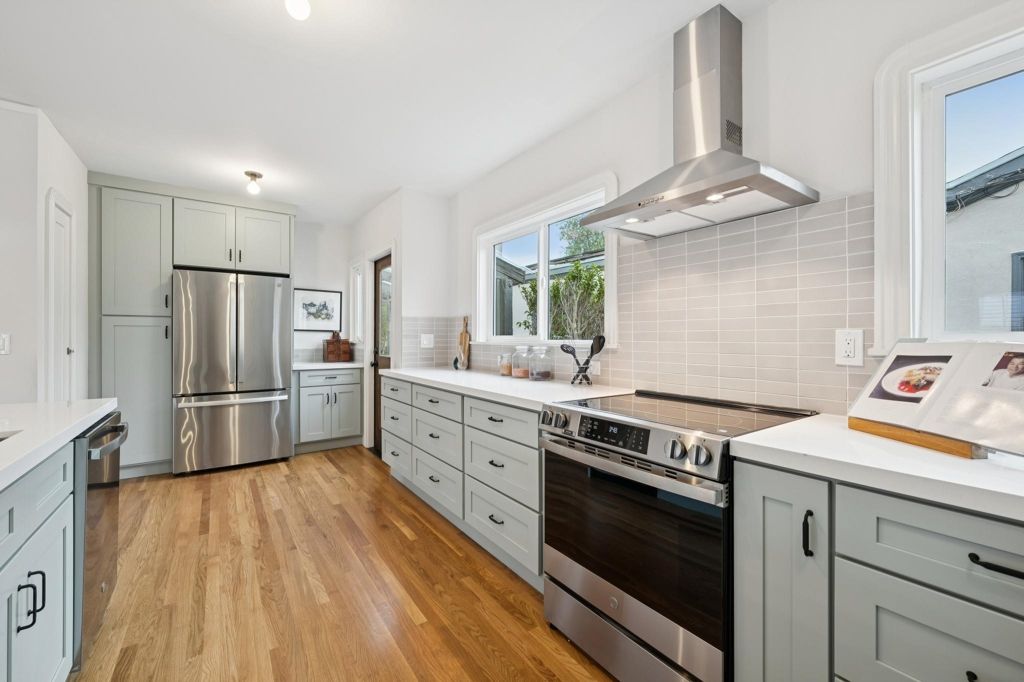 Image 23 of property listing at 1563 1563 Thousand Oaks Blvd, Berkeley, CA 94707