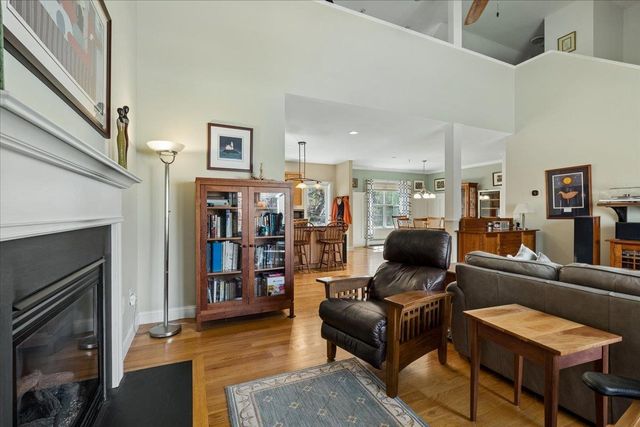 198 McLane Way, Manchester, NH 03104