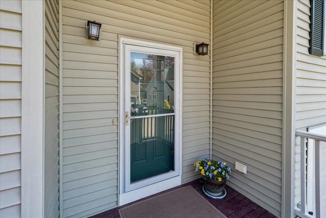 198 McLane Way, Manchester, NH 03104
