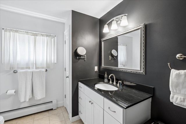 198 McLane Way, Manchester, NH 03104