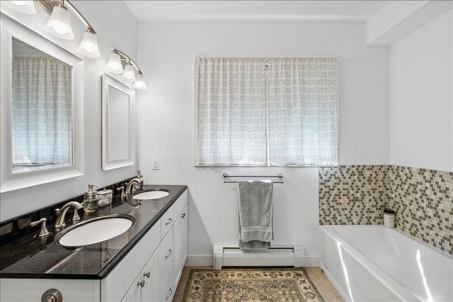198 McLane Way, Manchester, NH 03104