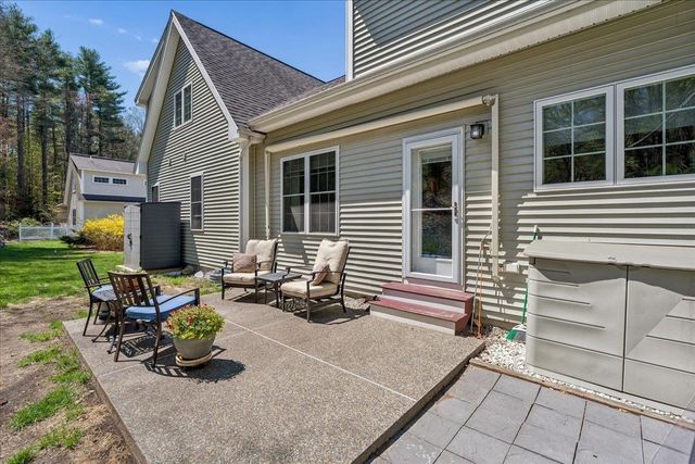 198 McLane Way, Manchester, NH 03104