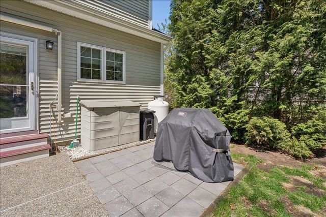 198 McLane Way, Manchester, NH 03104