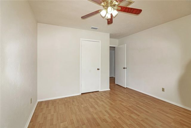 6409 Coral Gables Dr, Corpus Christi, TX 78413
