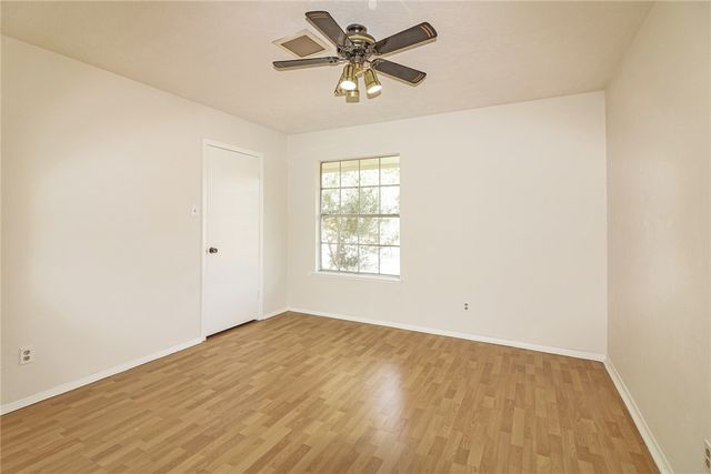 6409 Coral Gables Dr, Corpus Christi, TX 78413