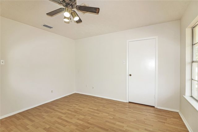 6409 Coral Gables Dr, Corpus Christi, TX 78413