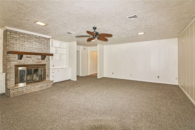 6409 Coral Gables Dr, Corpus Christi, TX 78413