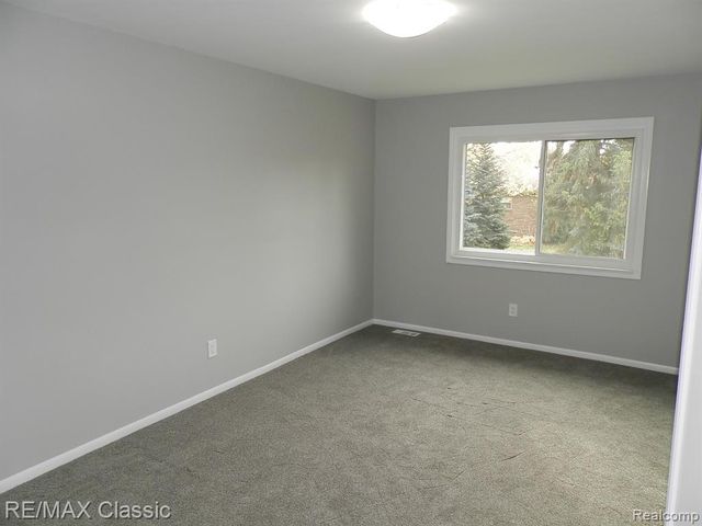 37625 Mallory Drive, Livonia, MI 48154