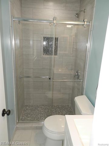 37625 Mallory Drive, Livonia, MI 48154