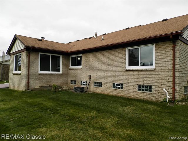 37625 Mallory Drive, Livonia, MI 48154