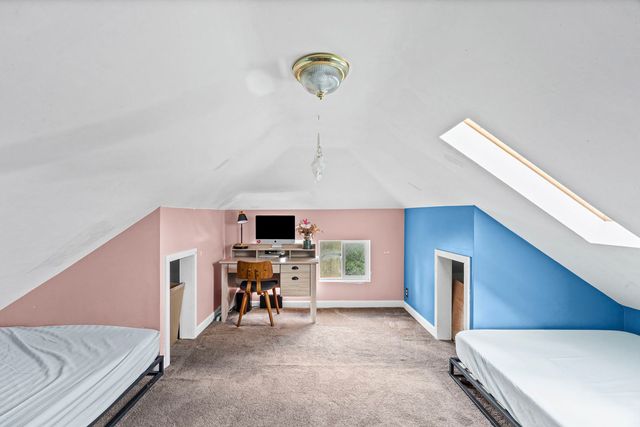 3239 N Osceola Avenue, Chicago, IL 60634