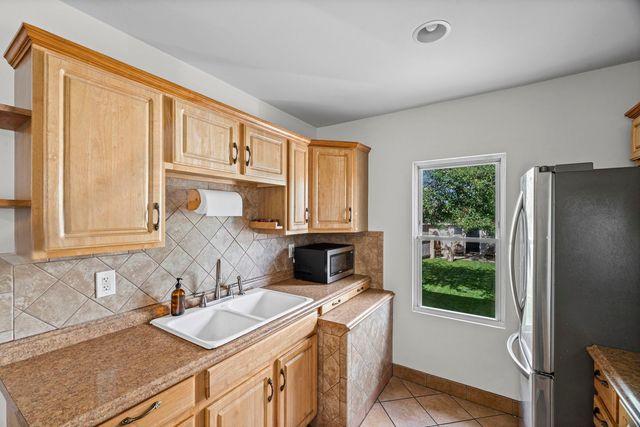 3239 N Osceola Avenue, Chicago, IL 60634