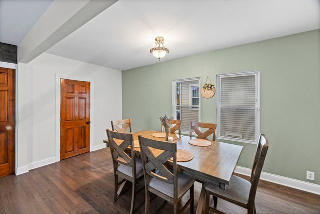 3239 N Osceola Avenue, Chicago, IL 60634