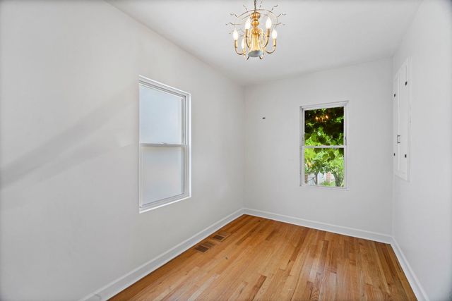 3239 N Osceola Avenue, Chicago, IL 60634
