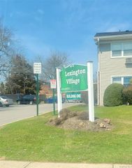 1 E Hemlock Drive #162, Bay Shore, NY 11706