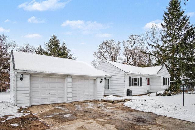 665 4 Mile Road NW, Comstock Park, MI 49321