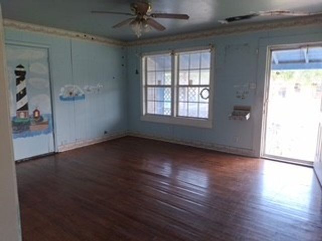 541 Villa Dr, Corpus Christi, TX 78408