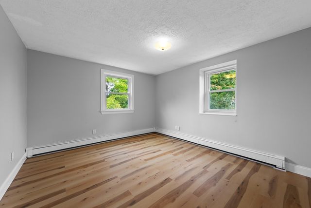 48 Sunset Drive, Northbridge, MA 01588