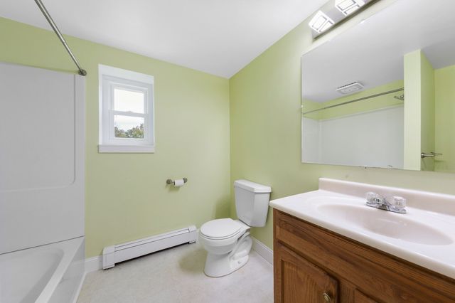 48 Sunset Drive, Northbridge, MA 01588