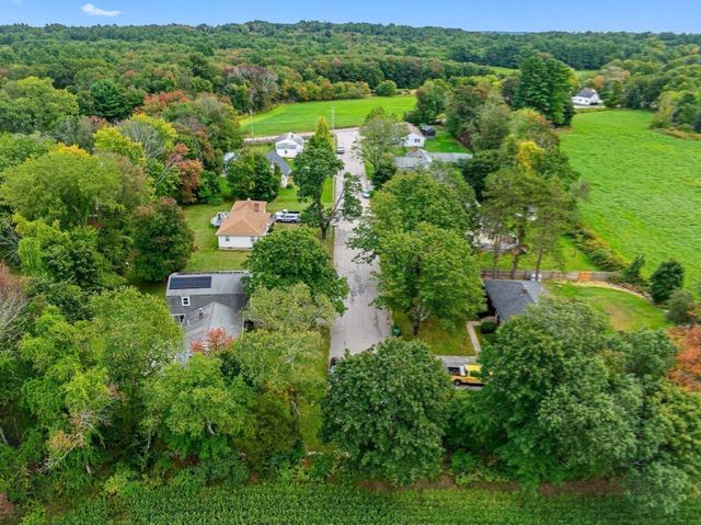 48 Sunset Drive, Northbridge, MA 01588