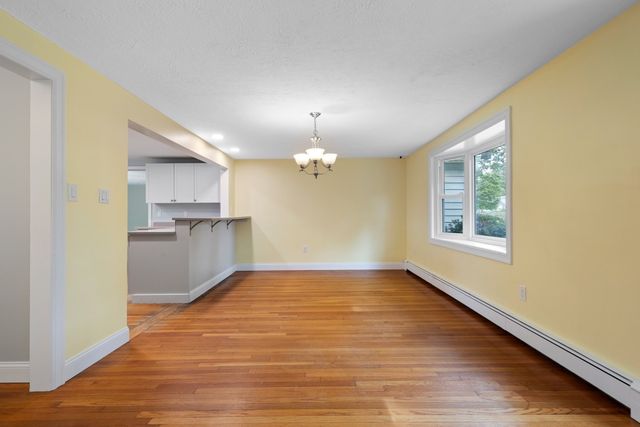 48 Sunset Drive, Northbridge, MA 01588