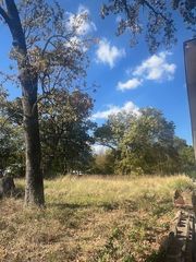 000 Bonham Street, Paris, TX 75460