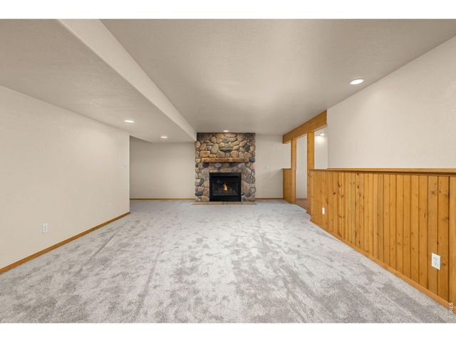 1342 4th St SE, Loveland, CO 80537