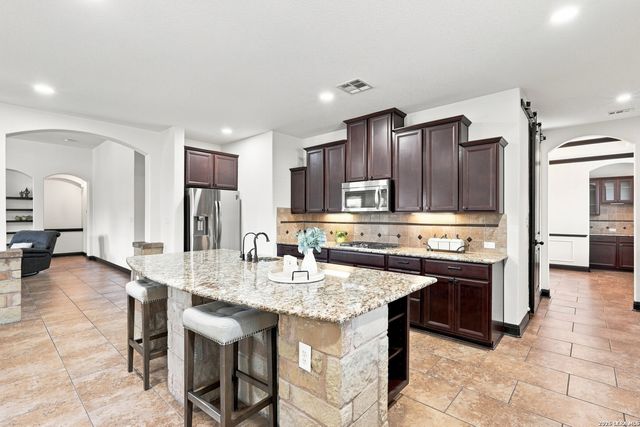 1534 Palmer, San Antonio, TX 78260