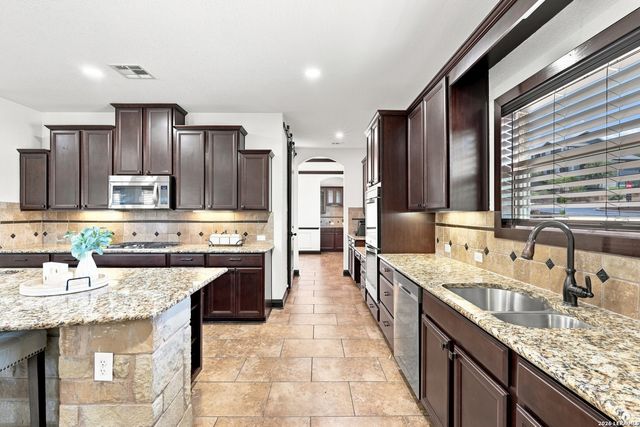 1534 Palmer, San Antonio, TX 78260