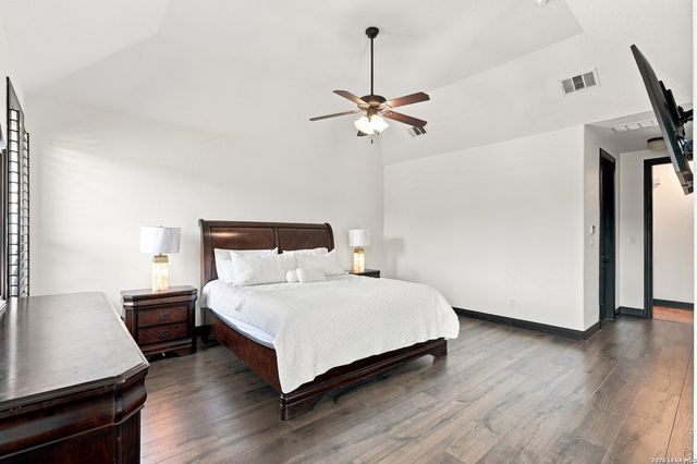 1534 Palmer, San Antonio, TX 78260