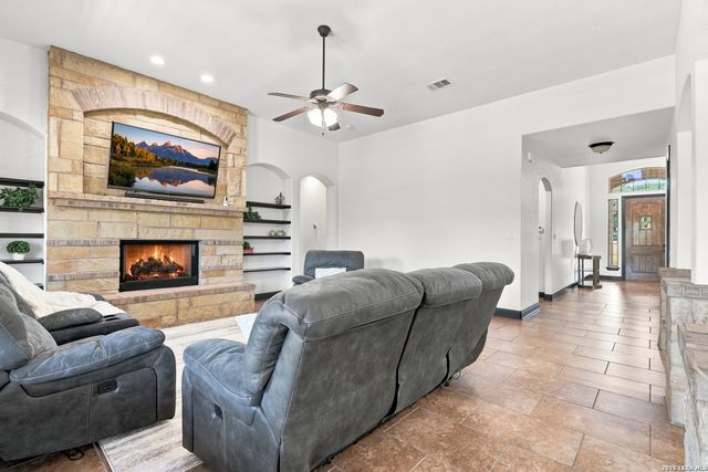 1534 Palmer, San Antonio, TX 78260