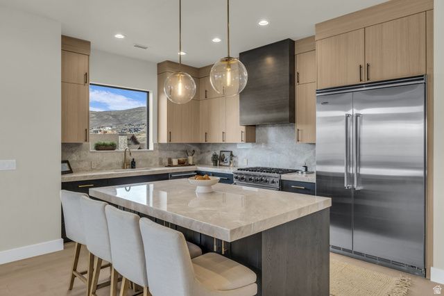 10740 N HIDEOUT TRL, Hideout, UT 84036