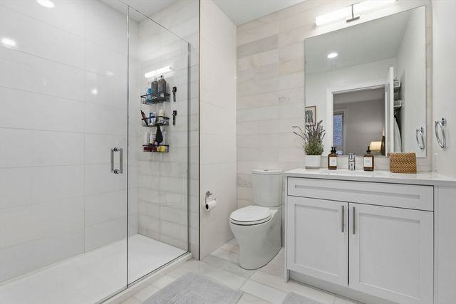 301 Border 302, Boston, MA 02128