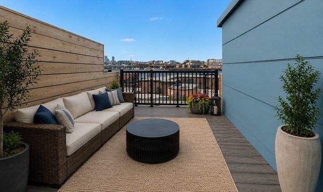 301 Border 302, Boston, MA 02128