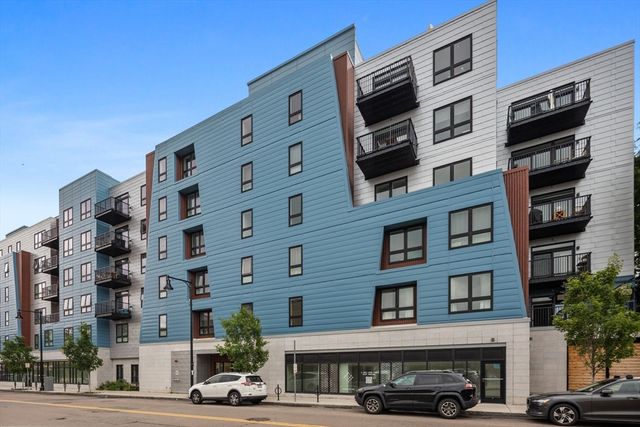 301 Border 302, Boston, MA 02128
