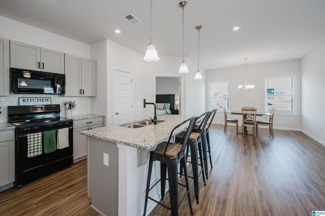 5703 CEDAR CREEK PARK DRIVE, Bessemer, AL 35022