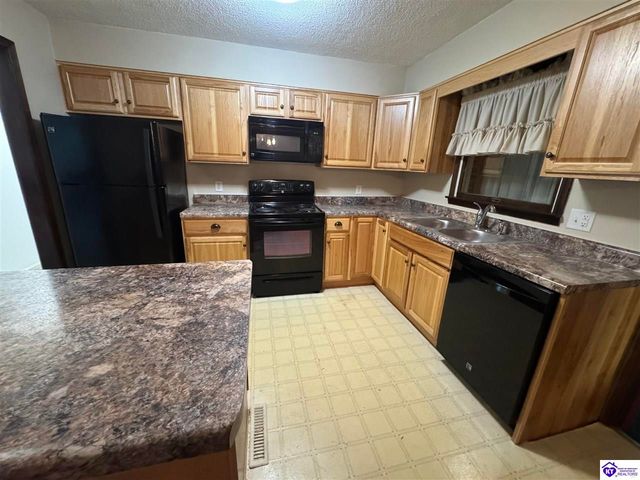 2469 Bethlehem Academy Road, Cecilia, KY 42724