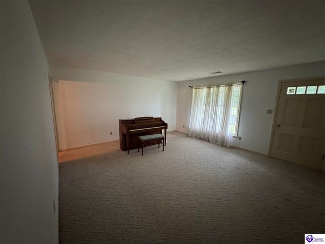 2469 Bethlehem Academy Road, Cecilia, KY 42724