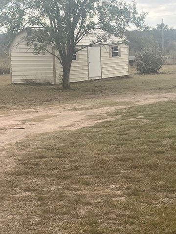 915 W Hwy 84 Highway W, Mullin, TX 76864